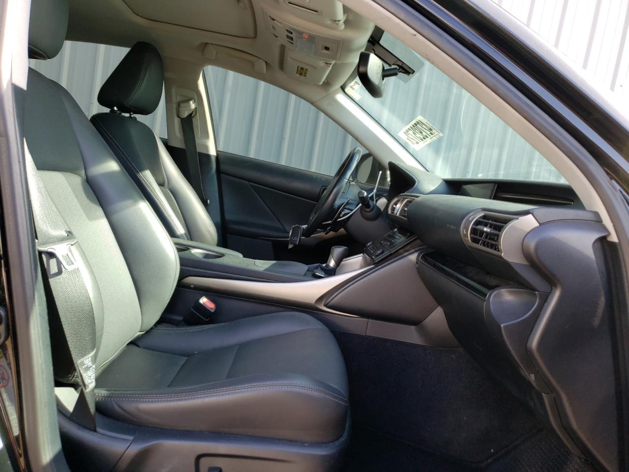 Photo 5 from auction – 2014 LEXUS IS 350 with VIN JTHBE1D28E5001319