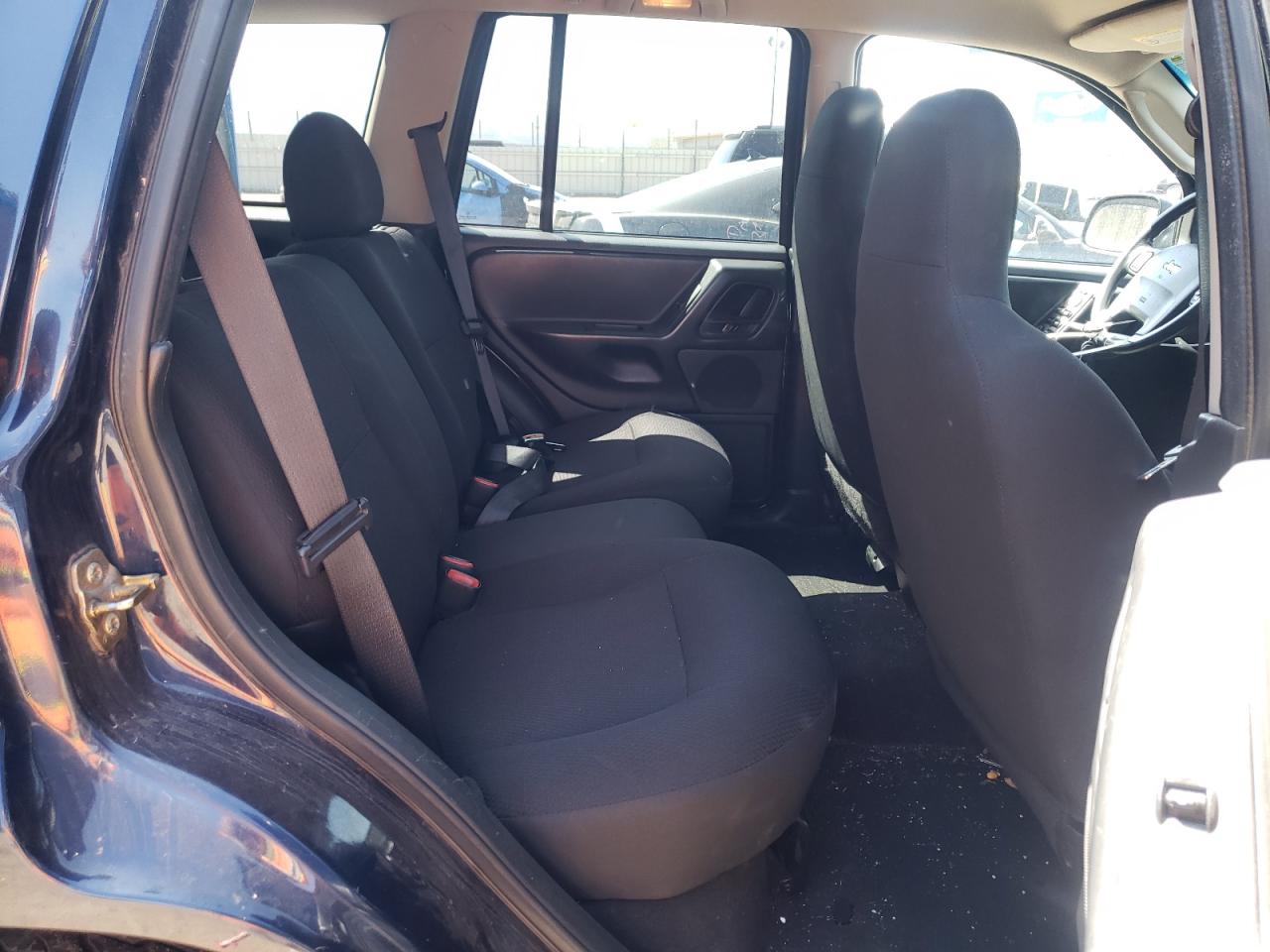 Photo 6 from auction – 2004 JEEP GRAND CHER with VIN 1J4GW48S04C280270