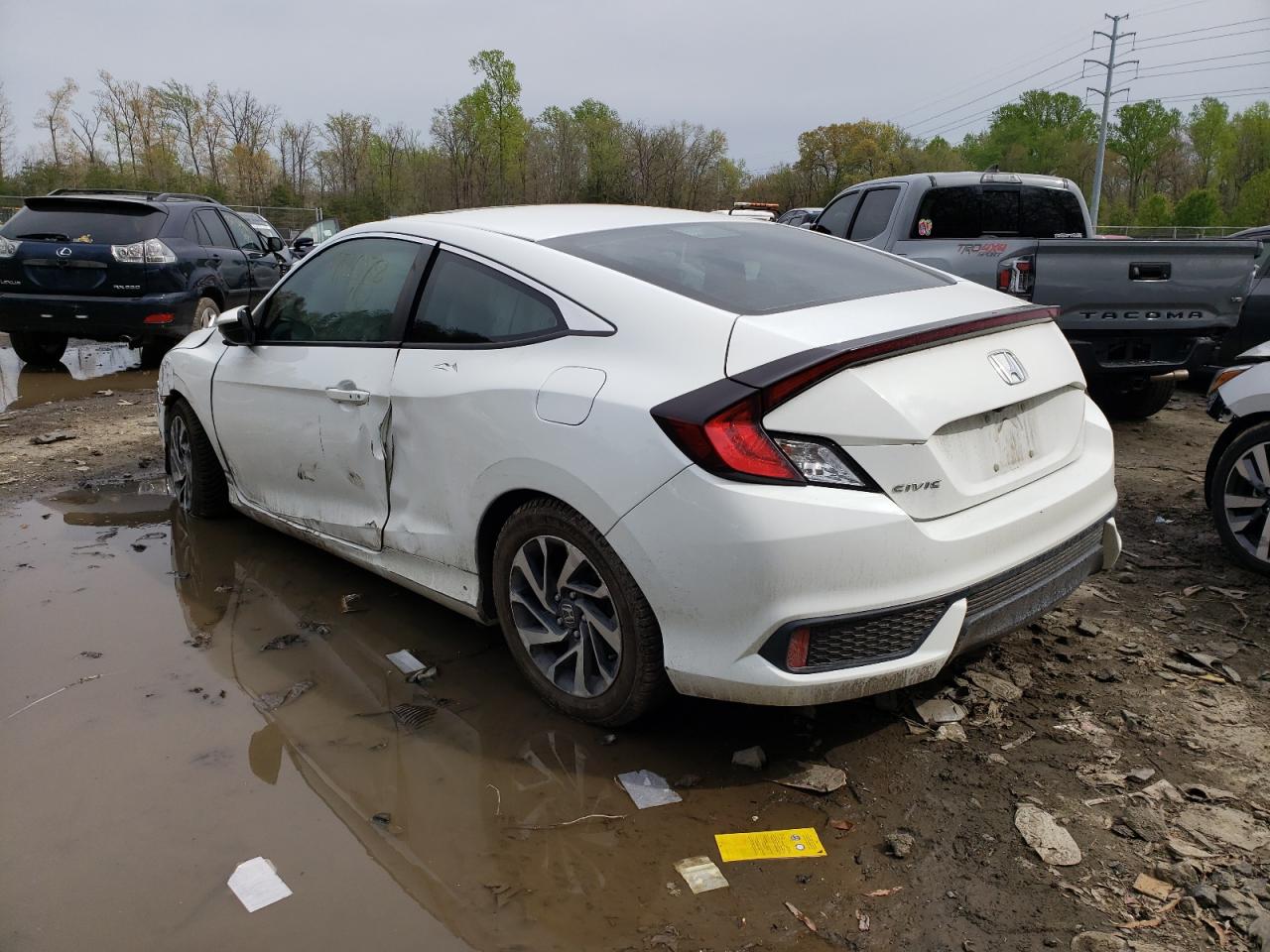 Photo 3 from auction – 2017 HONDA CIVIC LX with VIN 2HGFC4B03HH302381