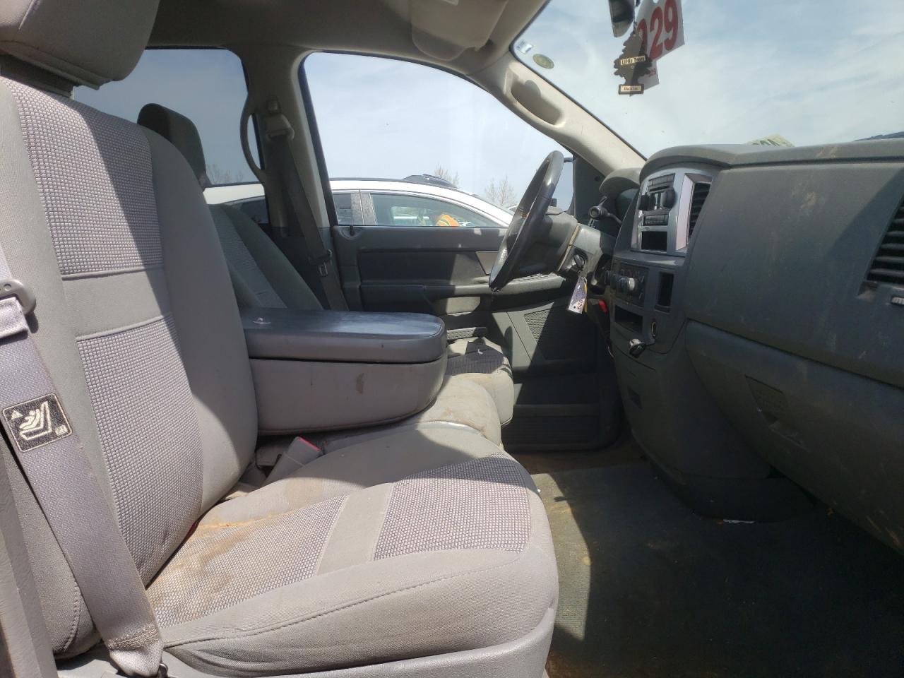 Photo 5 from auction – 2007 DODGE RAM 1500 S with VIN 1D7HU182X7S101439
