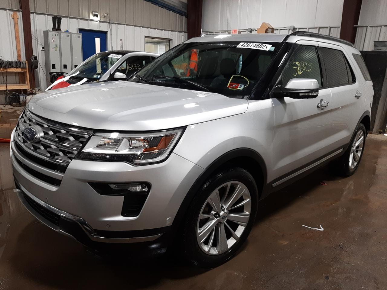 Photo 2 from auction – 2018 FORD EXPLORER L with VIN 1FM5K7FH9JGC34809