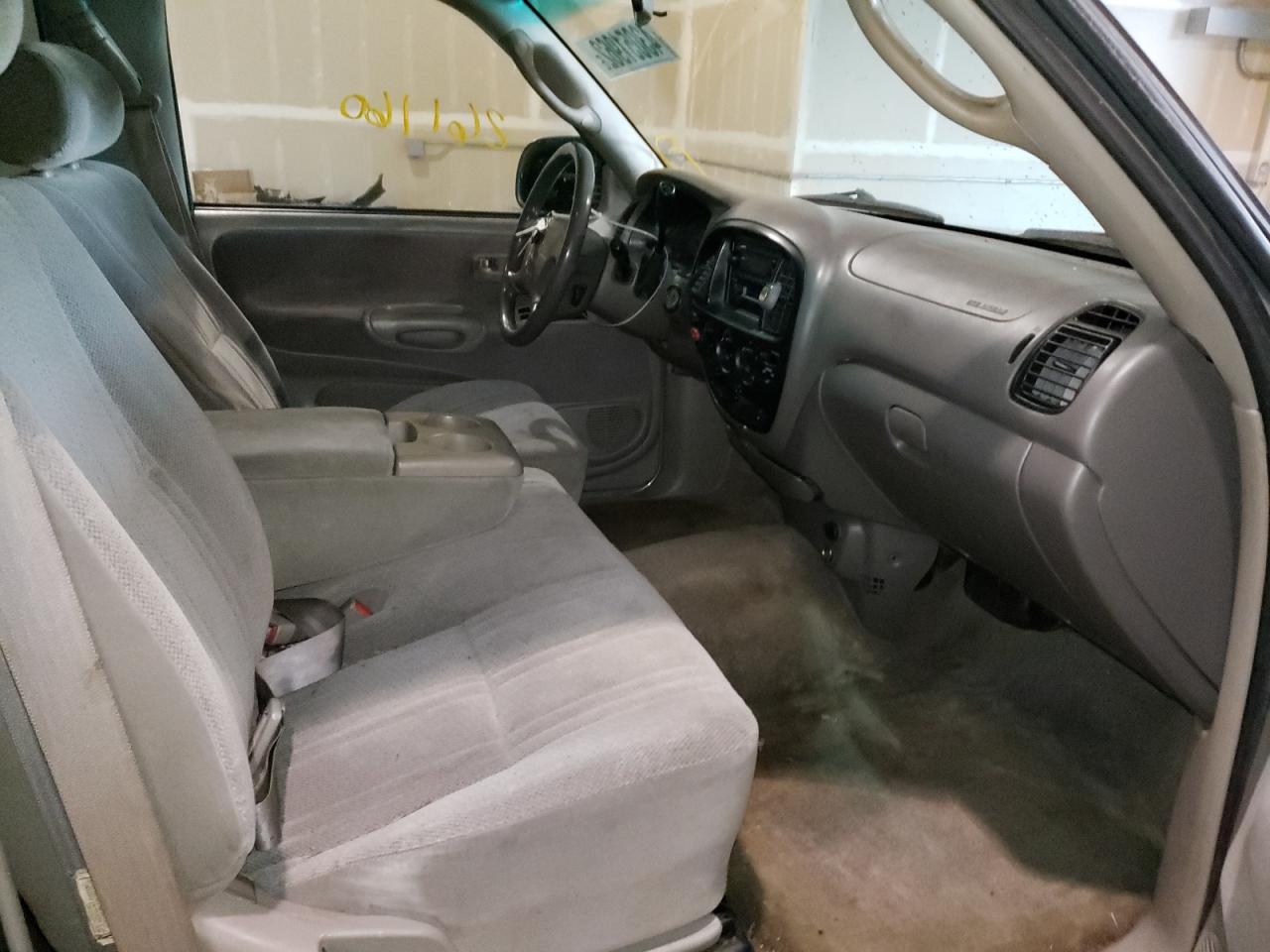 Photo 5 from auction – 2000 TOYOTA TUNDRA ACC with VIN 5TBBT441XYS119895