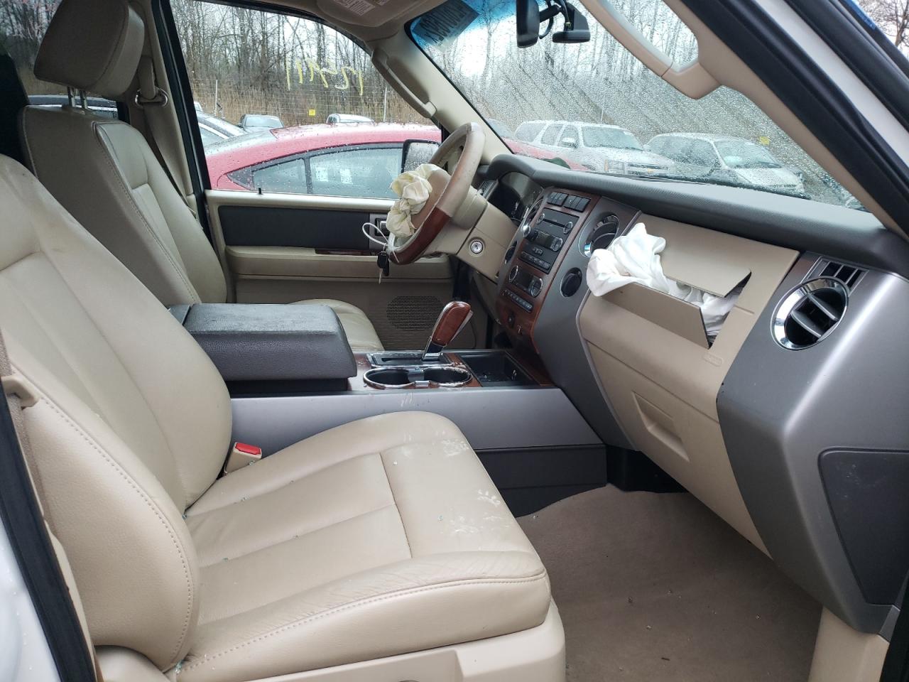 Photo 5 from auction – 2008 FORD EXPEDITION with VIN 1FMFU18558LA78252