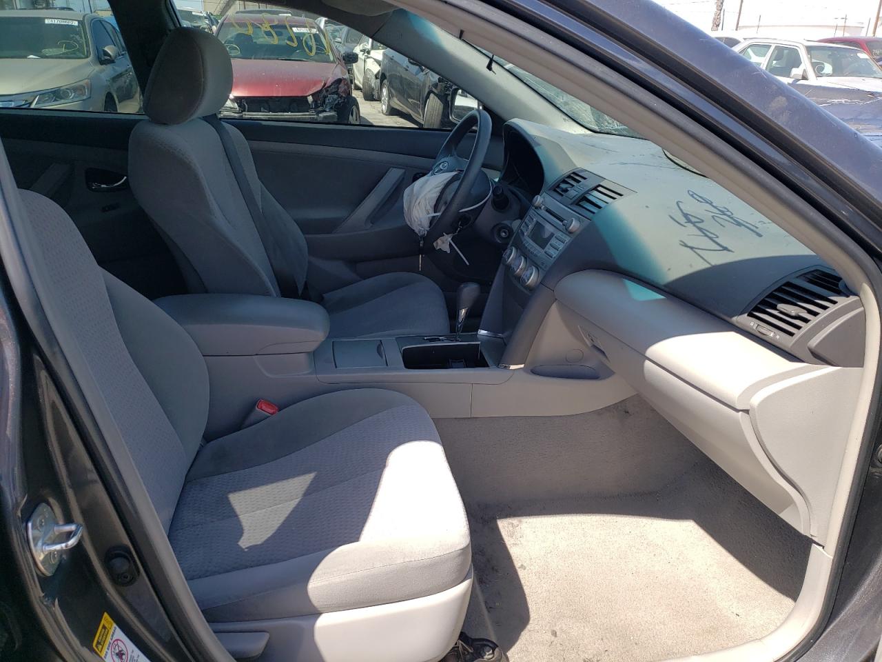 Photo 5 from auction – 2011 TOYOTA CAMRY BASE with VIN 4T4BF3EK3BR106328