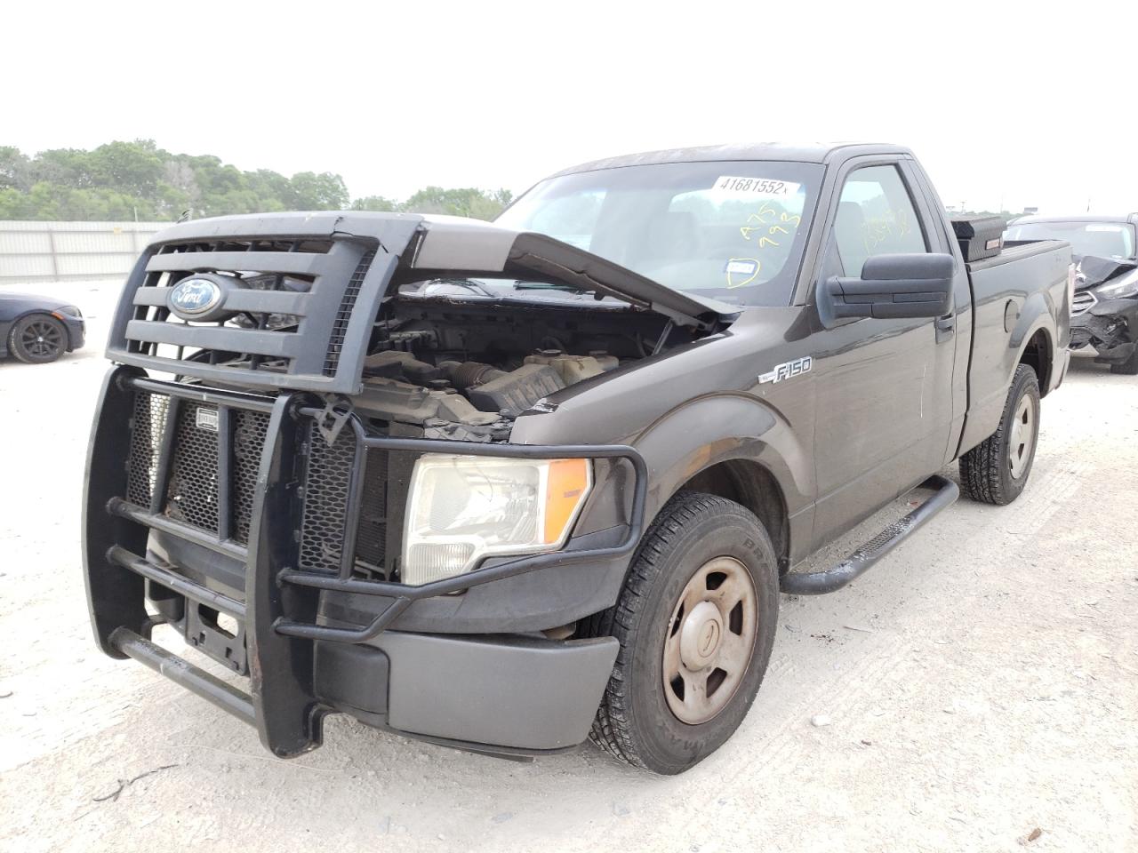 Photo 2 from auction – 2009 FORD F150 with VIN 1FTRF12W49KA75993