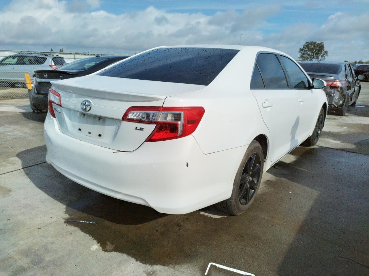 Photo 4 from auction – 2013 TOYOTA CAMRY L with VIN 4T1BF1FK0DU269826