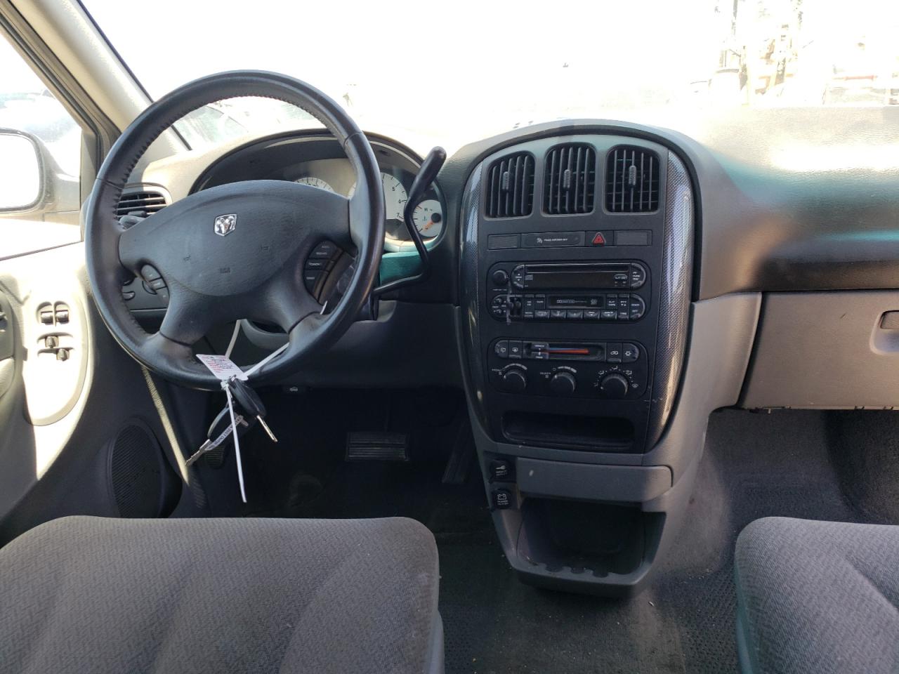 Photo 9 from auction – 2007 DODGE GRAND CARA with VIN 2D4GP44L87R166338