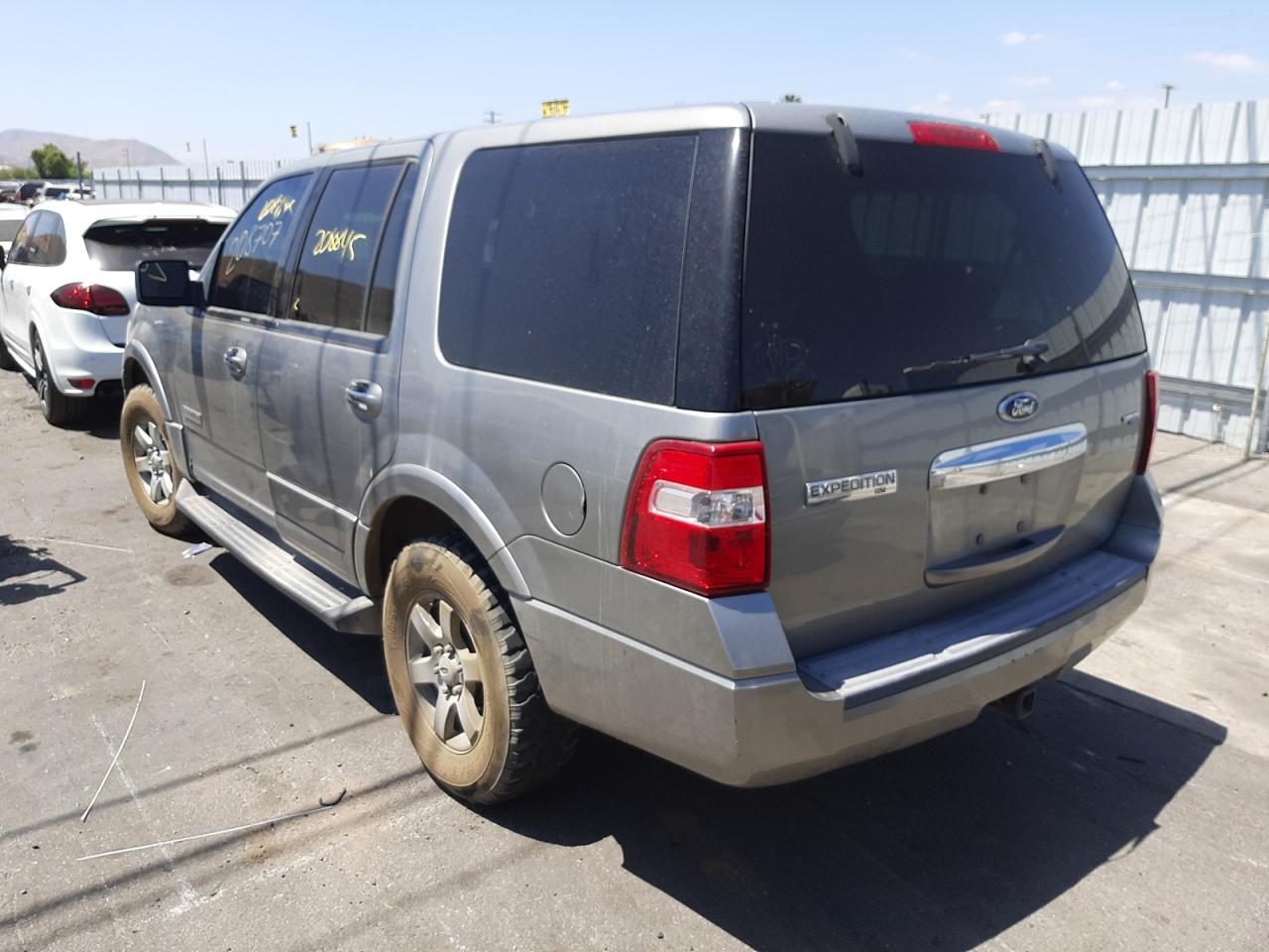Photo 3 from auction – 2008 FORD EXPEDITION with VIN 1FMFU15578LA68326