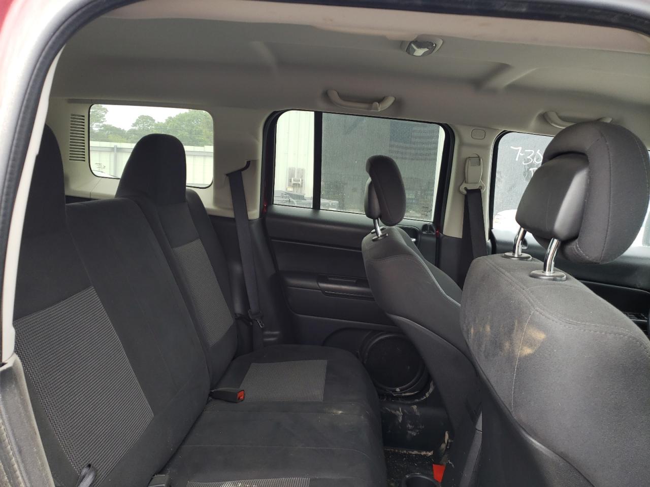 Photo 6 from auction – 2012 JEEP PATRIOT LA with VIN 1C4NJPFA4CD684530