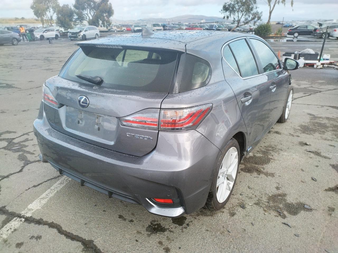 Photo 4 from auction – 2015 LEXUS CT 200 with VIN JTHKD5BHXF2237331