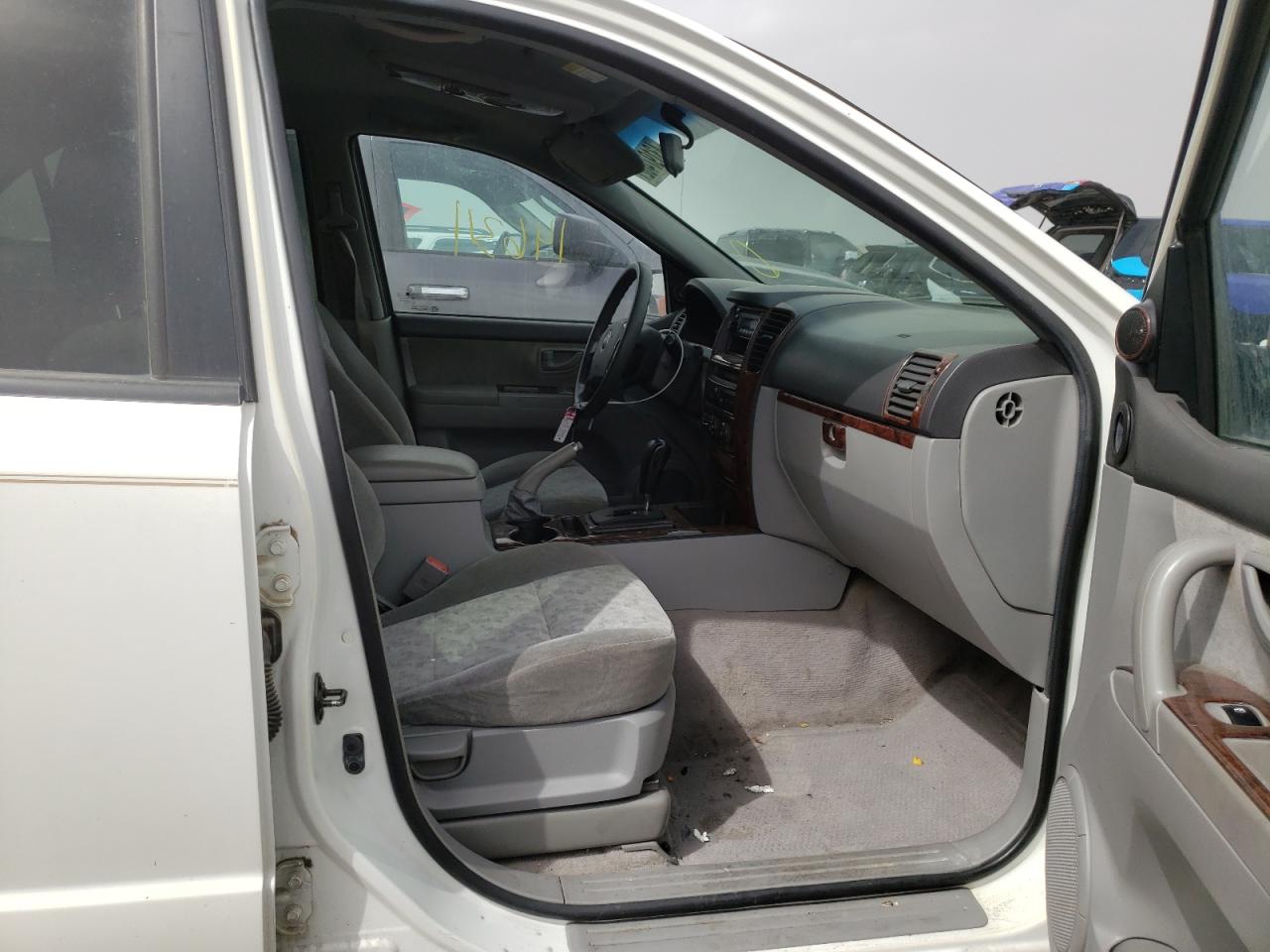 Photo 5 from auction – 2006 KIA SORENTO EX with VIN KNDJC733365565977