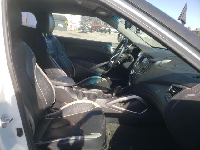 Photo 5 from auction – 2015 HYUNDAI VELOSTER T with VIN KMHTC6AE8FU217116