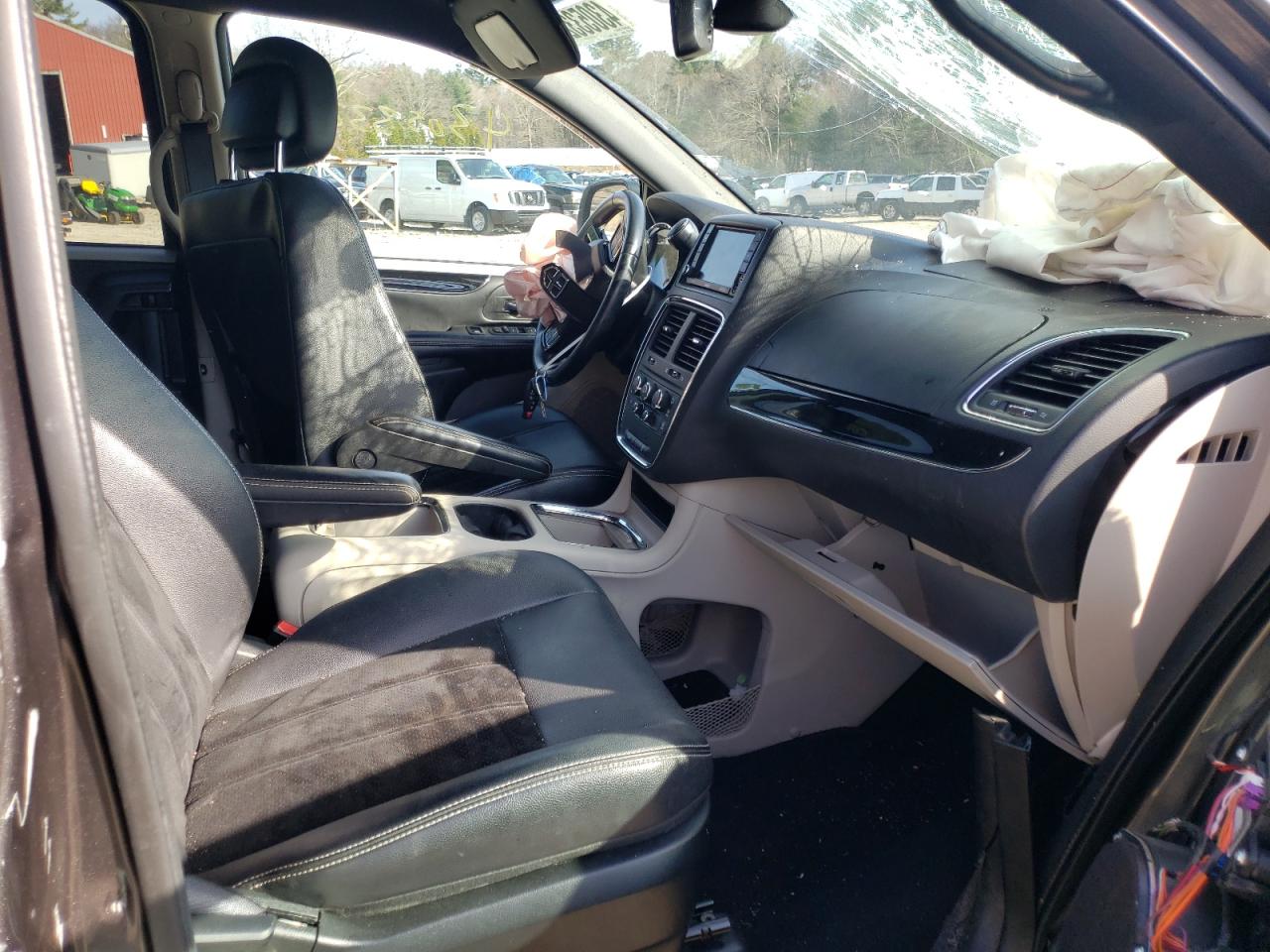 Photo 5 from auction – 2018 DODGE GRAND CARA with VIN 2C4RDGCG8JR302530