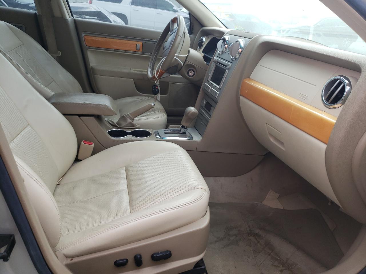 Photo 5 from auction – 2007 LINCOLN MKZ with VIN 3LNHM26T17R664138