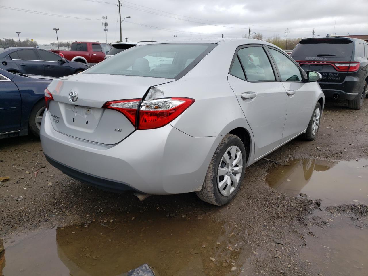 Photo 4 from auction – 2015 TOYOTA COROLLA L with VIN 2T1BURHE8FC374842