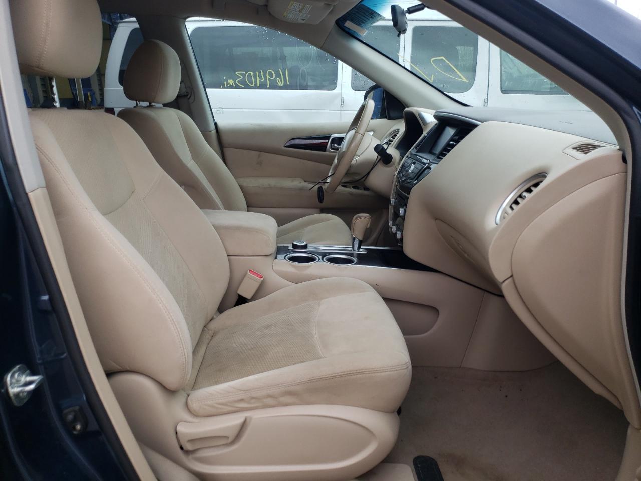 Photo 5 from auction – 2013 NISSAN PATHFINDER with VIN 5N1AR2MM3DC690474