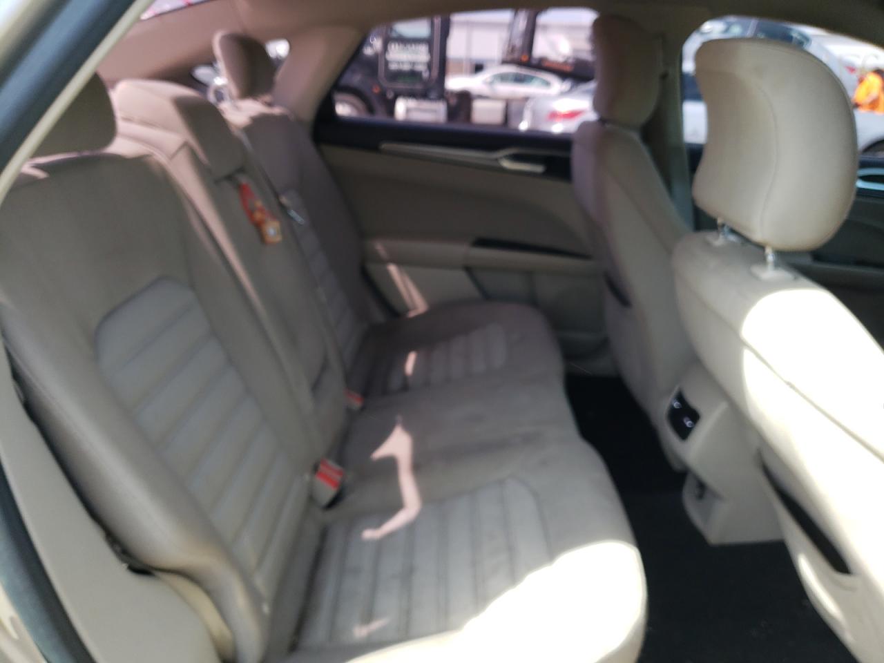 Photo 6 from auction – 2017 FORD FUSION SE with VIN 3FA6P0HD4HR211152