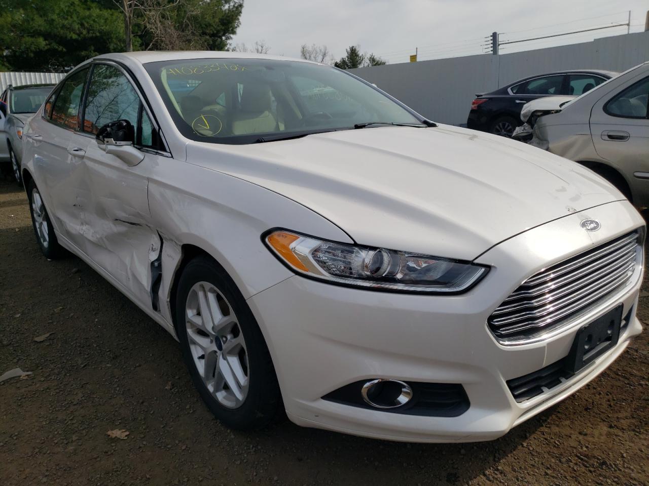 FORD FUSION SE 2015 with VIN 3FA6P0HD6FR121806 - Photo from auction