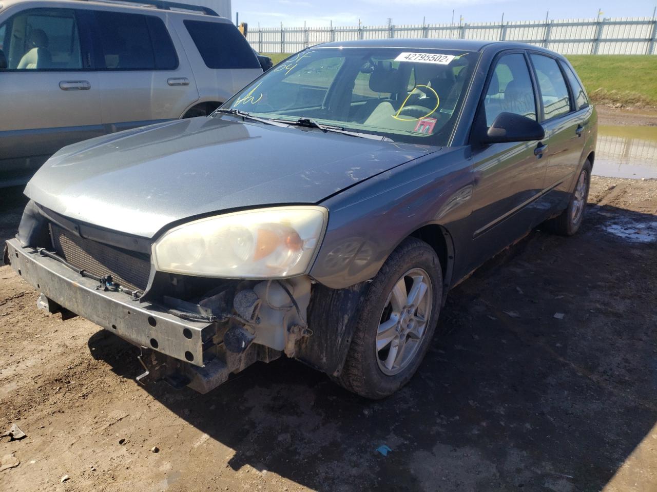 Photo 2 from auction – 2004 CHEVROLET MALIBU MAX with VIN 1G1ZT64884F168644