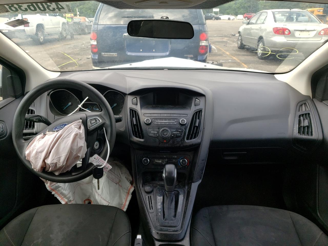 Photo 9 from auction – 2018 FORD FOCUS SE with VIN 1FADP3F29JL294950