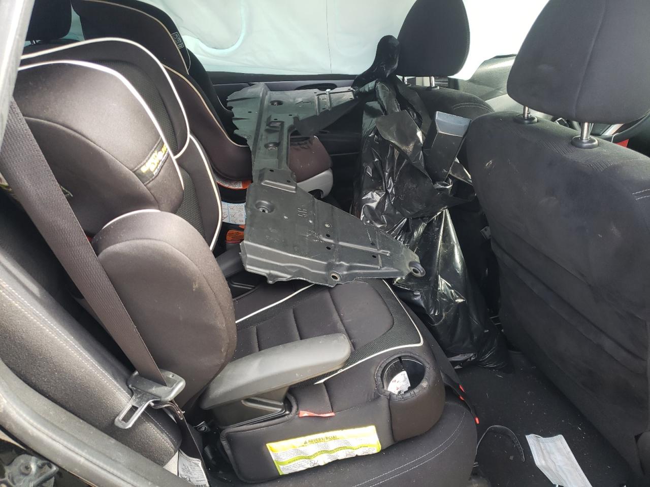 Photo 6 from auction – 2016 NISSAN ROGUE S with VIN JN8AT2MV9GW147751