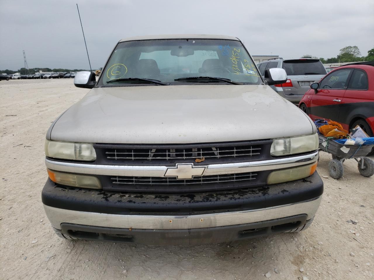 Photo 9 from auction – 2001 CHEVROLET SILVERADO with VIN 1GCGC13U31F189249