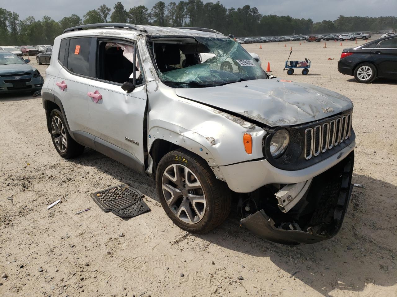 Photo 19 from auction – 2017 JEEP RENEGADE L with VIN ZACCJABB8HPG45306