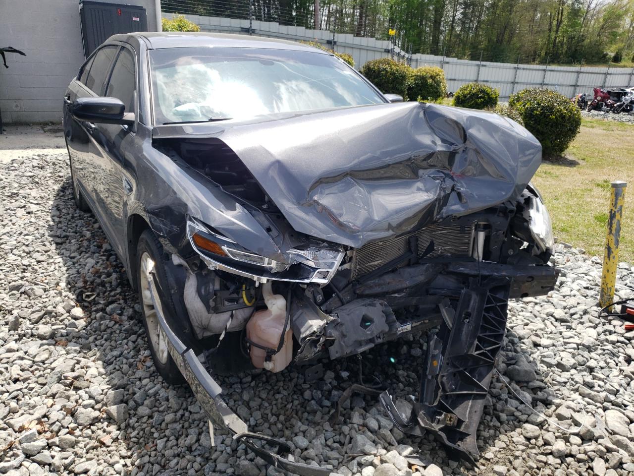 Photo 9 from auction – 2015 FORD TAURUS SEL with VIN 1FAHP2E83FG166849