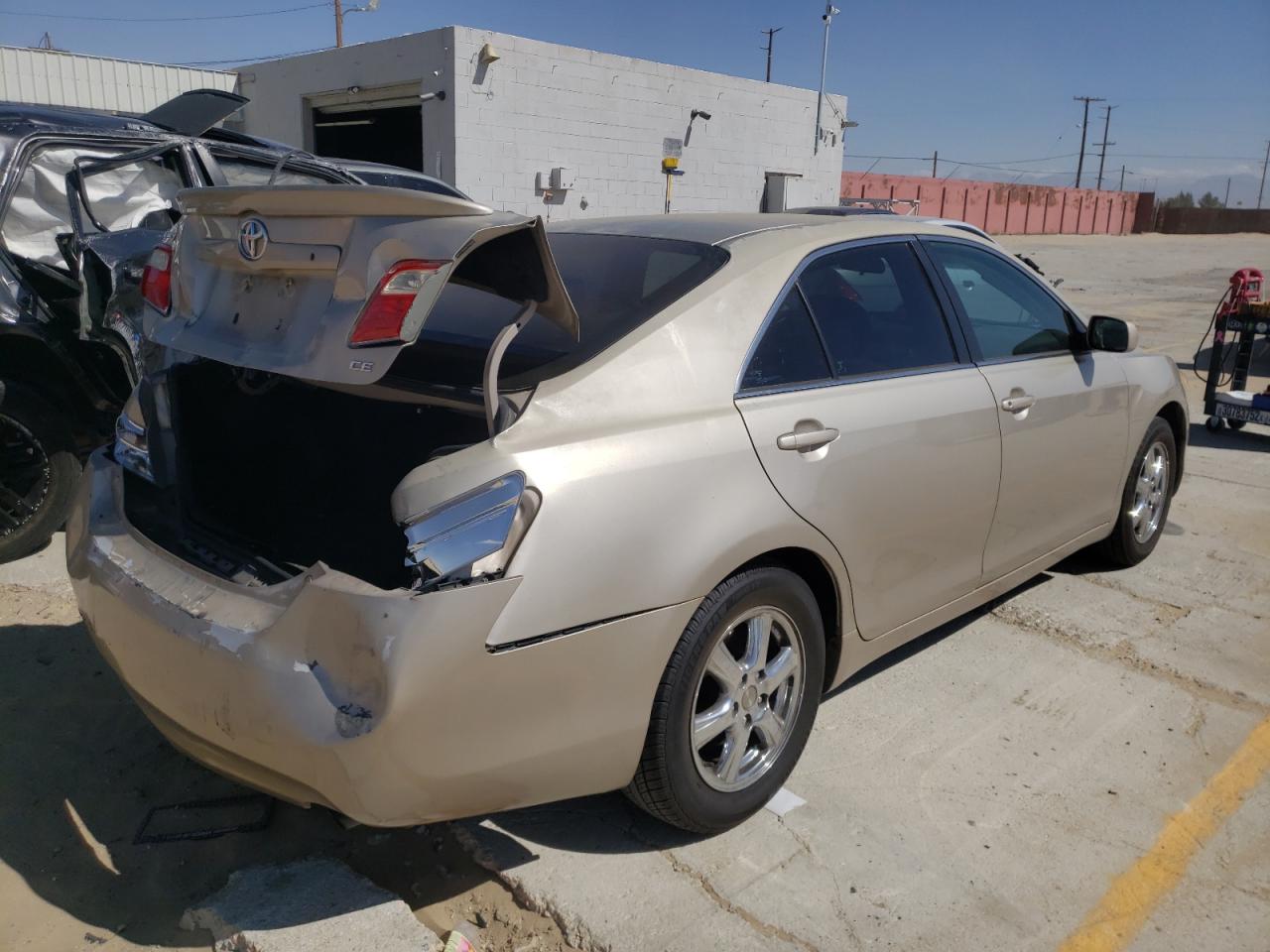 Photo 4 from auction – 2007 TOYOTA CAMRY CE with VIN 4T1BE46K57U595095