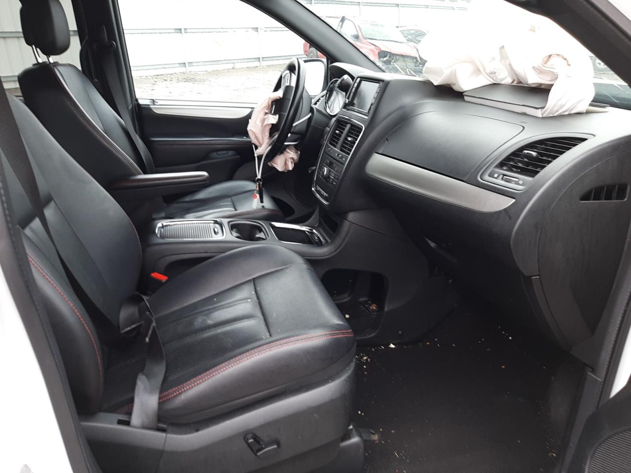 Photo 5 from auction – 2018 DODGE GRAND CARA with VIN 2C4RDGEG3JR254626