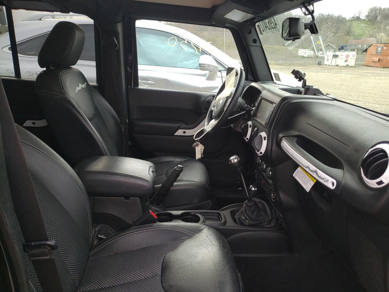 Photo 5 from auction – 2015 JEEP WRANGLER U with VIN 1C4HJWEG7FL606542