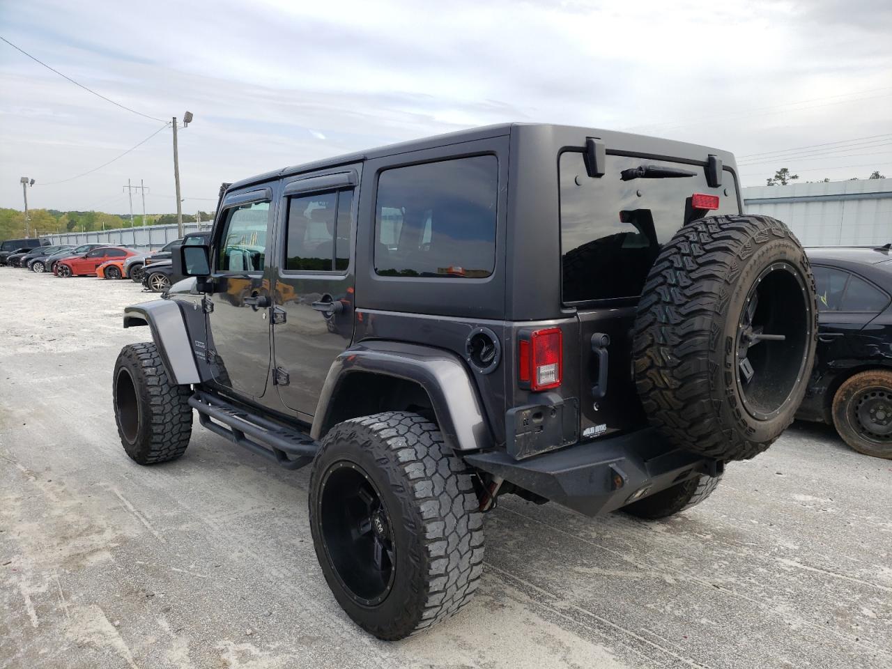 Photo 3 from auction – 2017 JEEP WRANGLER U with VIN 1C4HJWDG3HL570062
