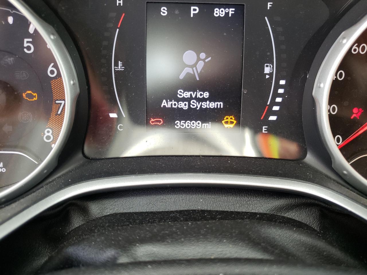 Photo 8 from auction – 2019 JEEP COMPASS LA with VIN 3C4NJCBB1KT692357