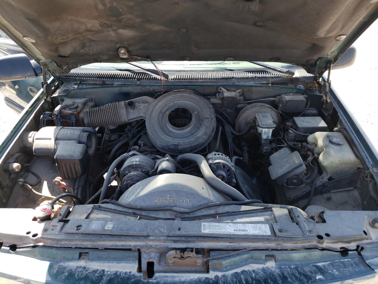 Photo 7 from auction – 1995 GMC YUKON with VIN 1GKEK13K7SJ768482