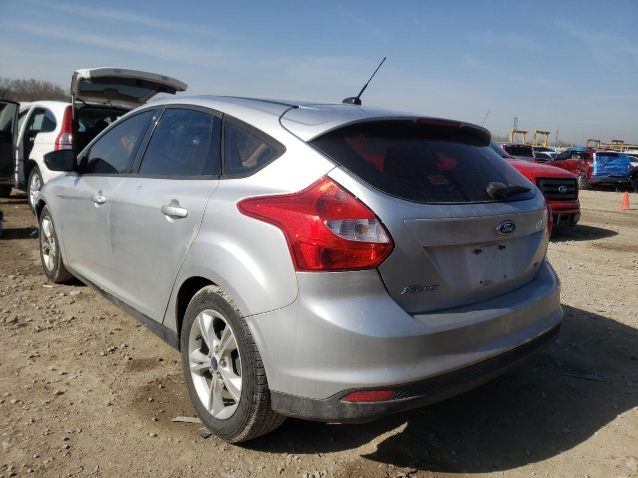 Photo 3 from auction – 2013 FORD FOCUS SE with VIN 1FADP3K22DL325630