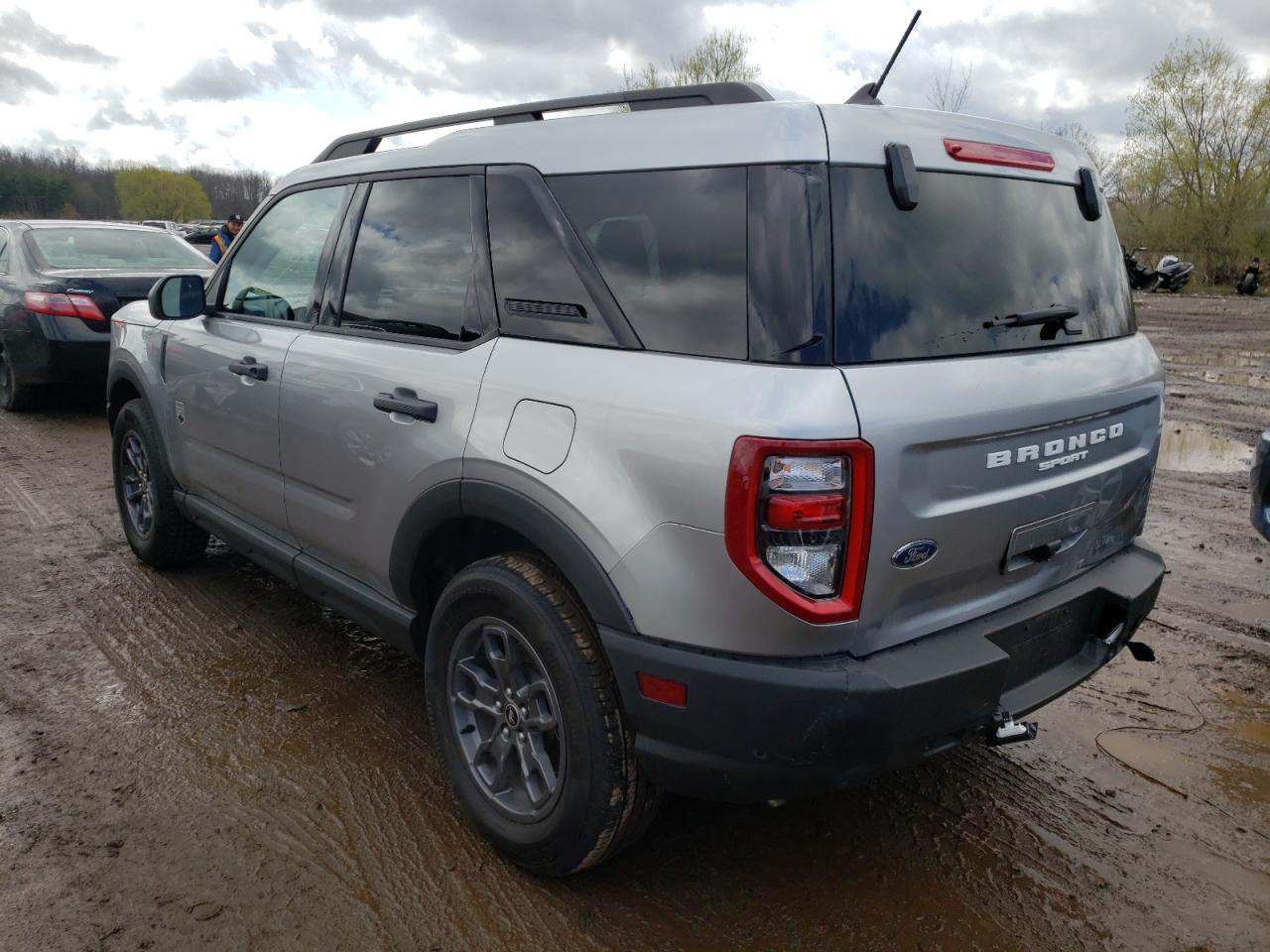 Photo 3 from auction – 2022 FORD BRONCO with VIN 3FMCR9B63NRD04435