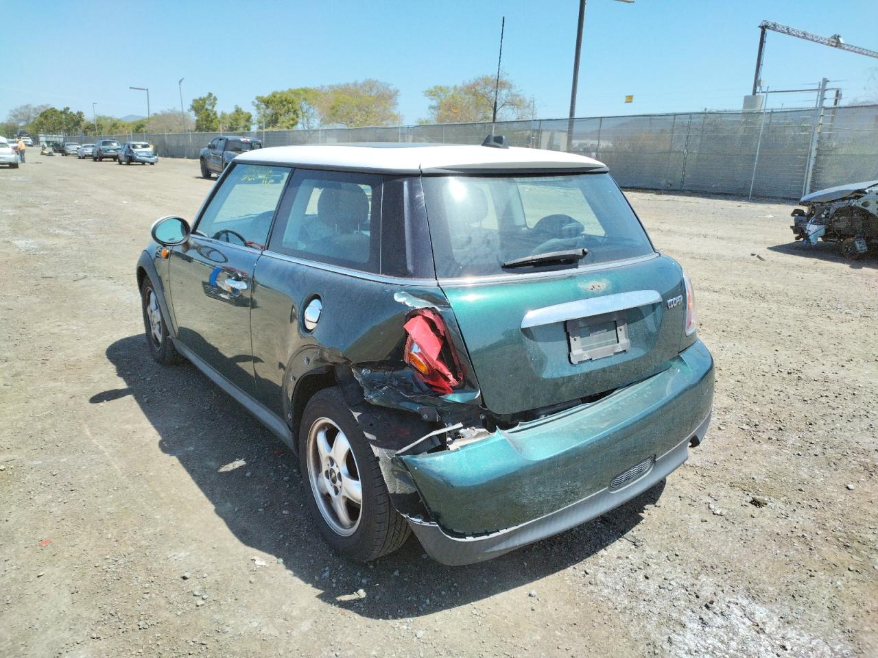 Photo 3 from auction – 2010 MINI COOPER with VIN WMWMF3C51ATZ22864