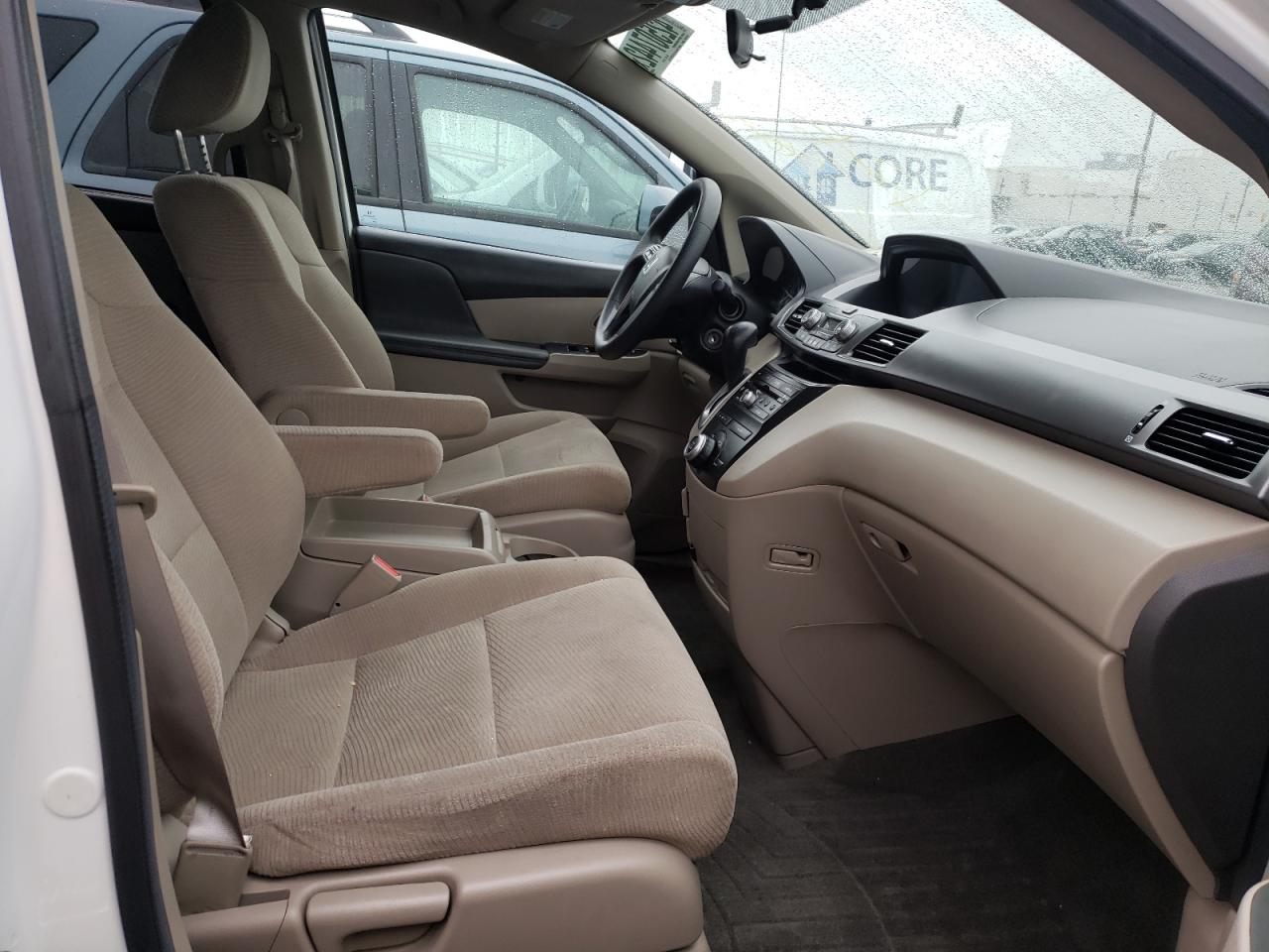 Photo 5 from auction – 2013 HONDA ODYSSEY EX with VIN 5FNRL5H41DB074621