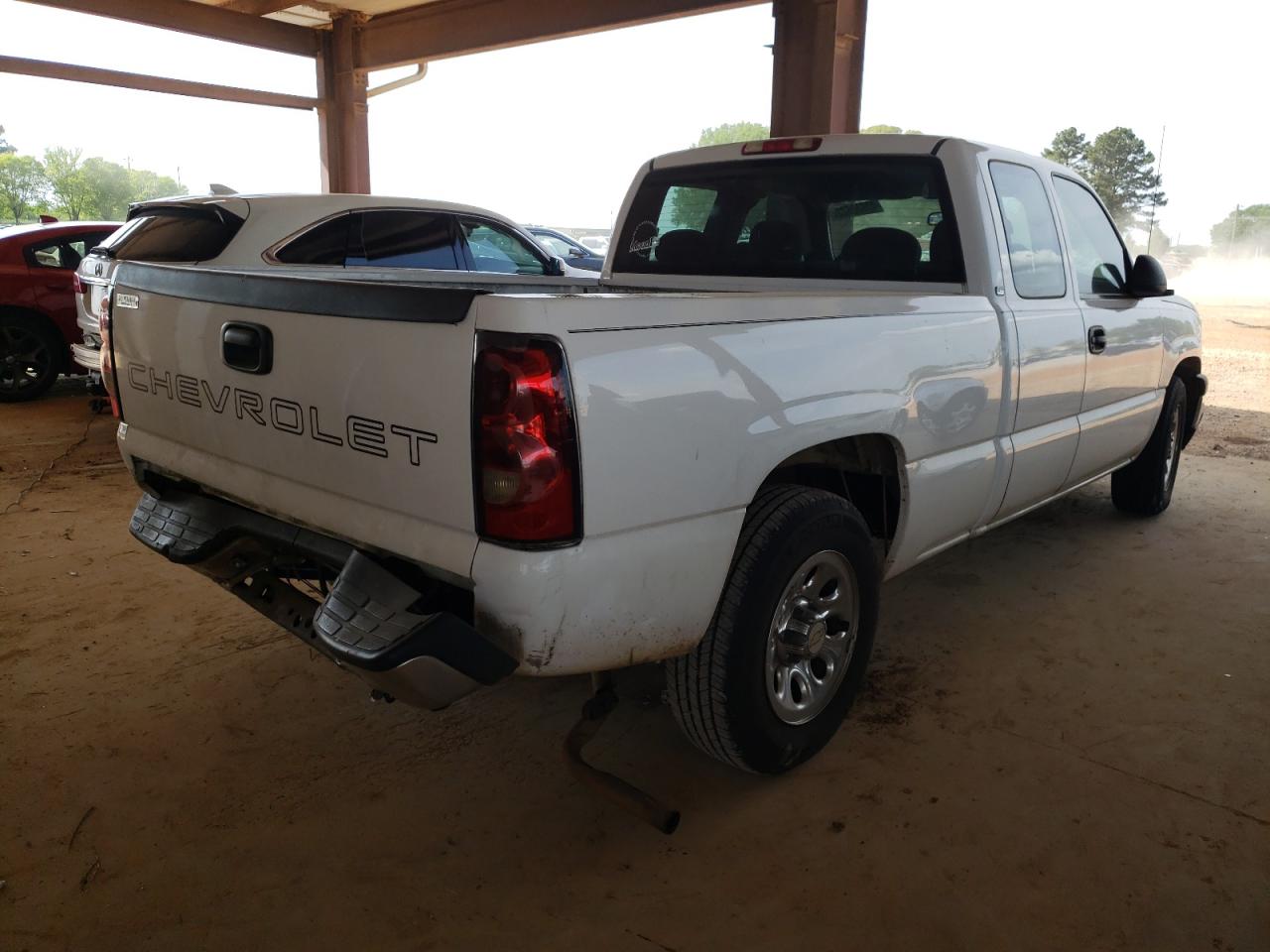 Photo 4 from auction – 2006 CHEVROLET SILVERADO with VIN 1GCEC19X16Z244439