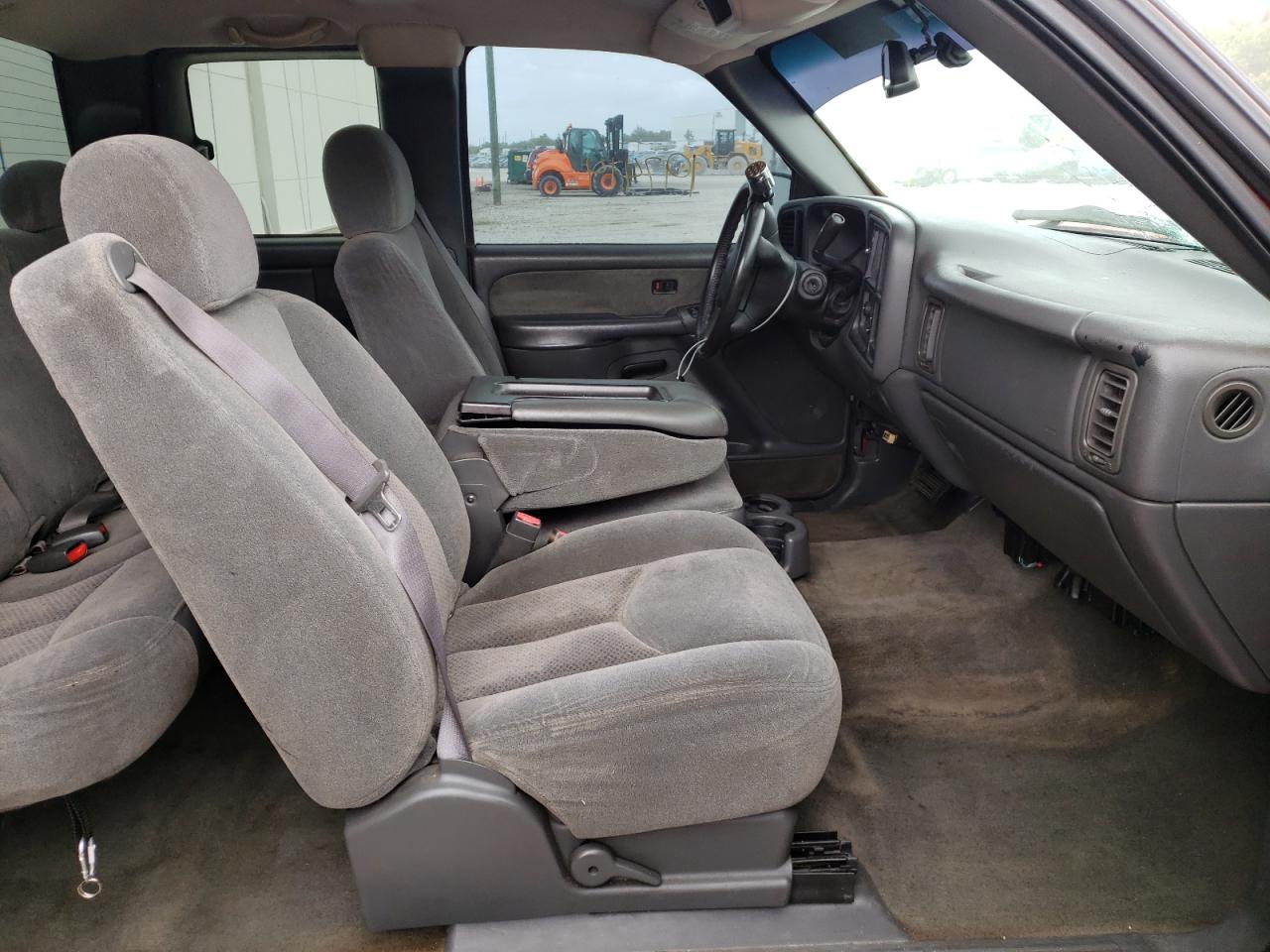 Photo 5 from auction – 2003 CHEVROLET SILVERADO with VIN 2GCEC19V131237168