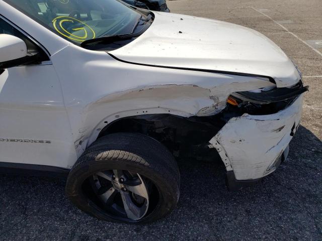 Photo 9 from auction – 2019 JEEP CHEROKEE L with VIN 1C4PJLDB8KD300308