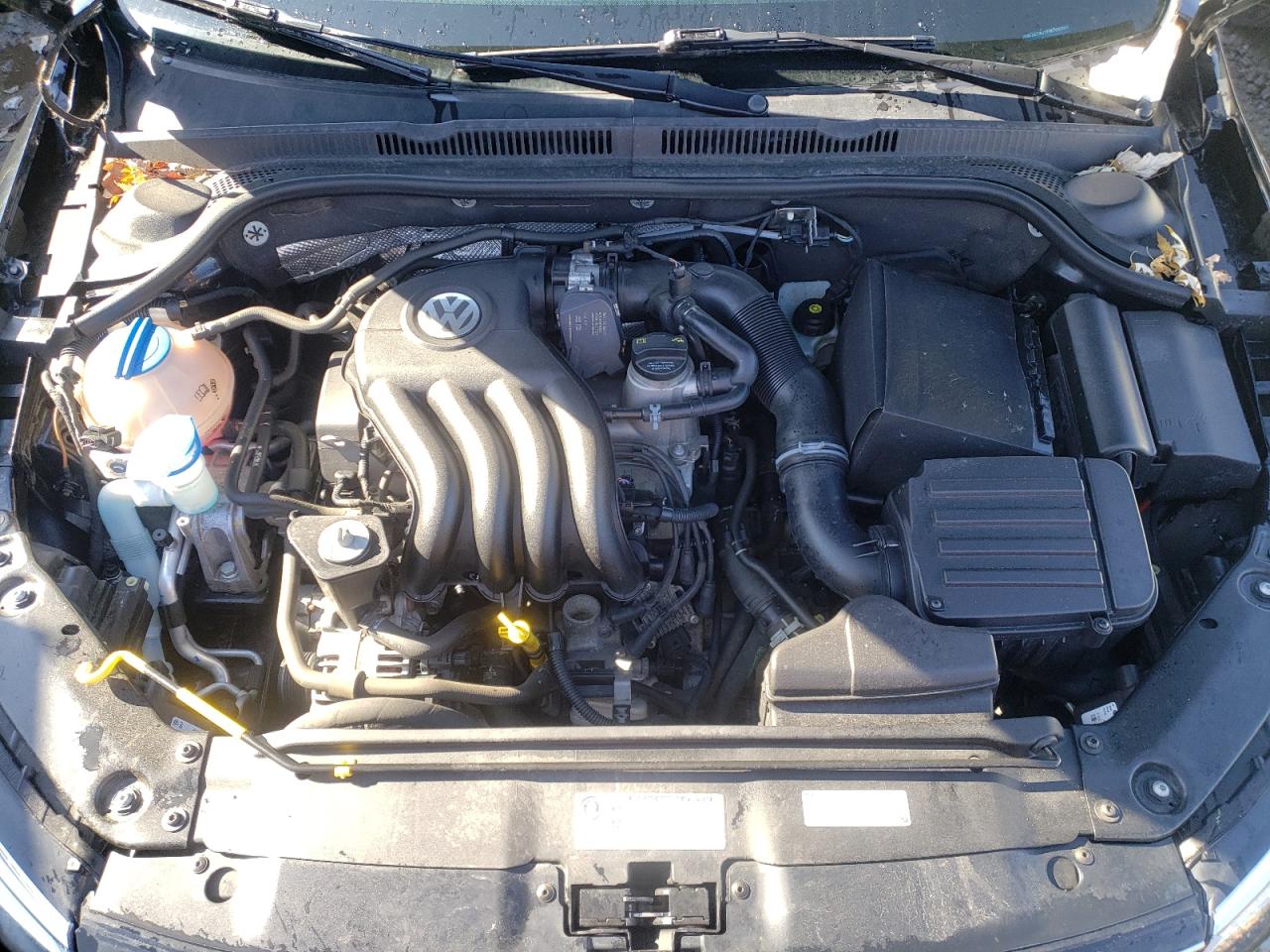 Photo 7 from auction – 2015 VOLKSWAGEN JETTA BASE with VIN 3VW2K7AJ1FM355393