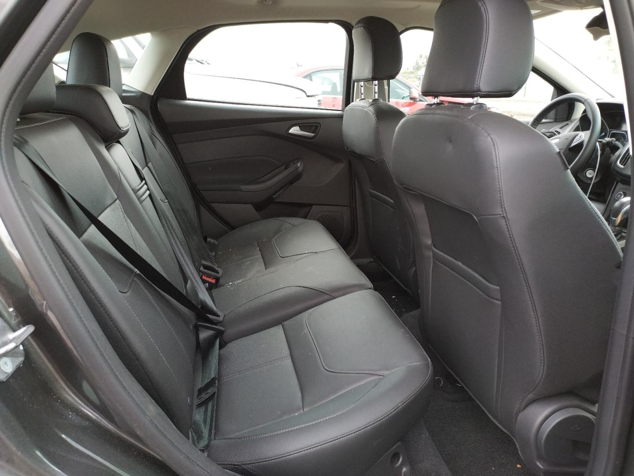 Photo 6 from auction – 2015 FORD FOCUS SE with VIN 1FADP3K25FL294666