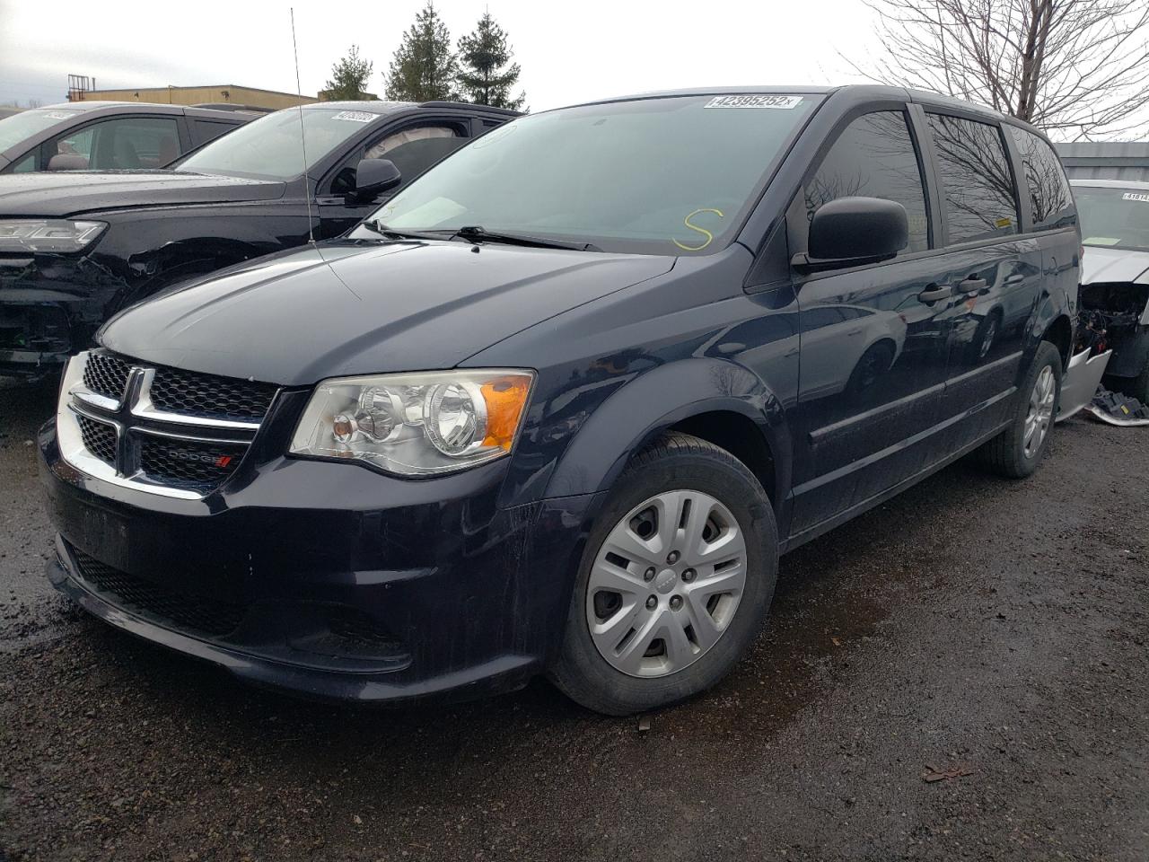 Photo 2 from auction – 2014 DODGE GRAND CARA with VIN 2C4RDGBG4ER302791