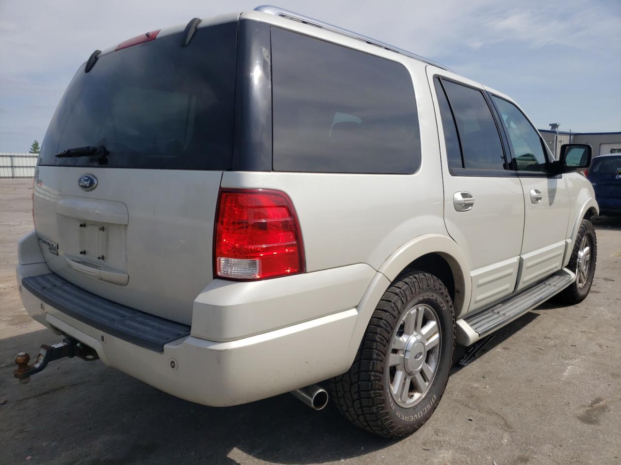Photo 4 from auction – 2006 FORD EXPEDITION with VIN 1FMFU20556LA69047