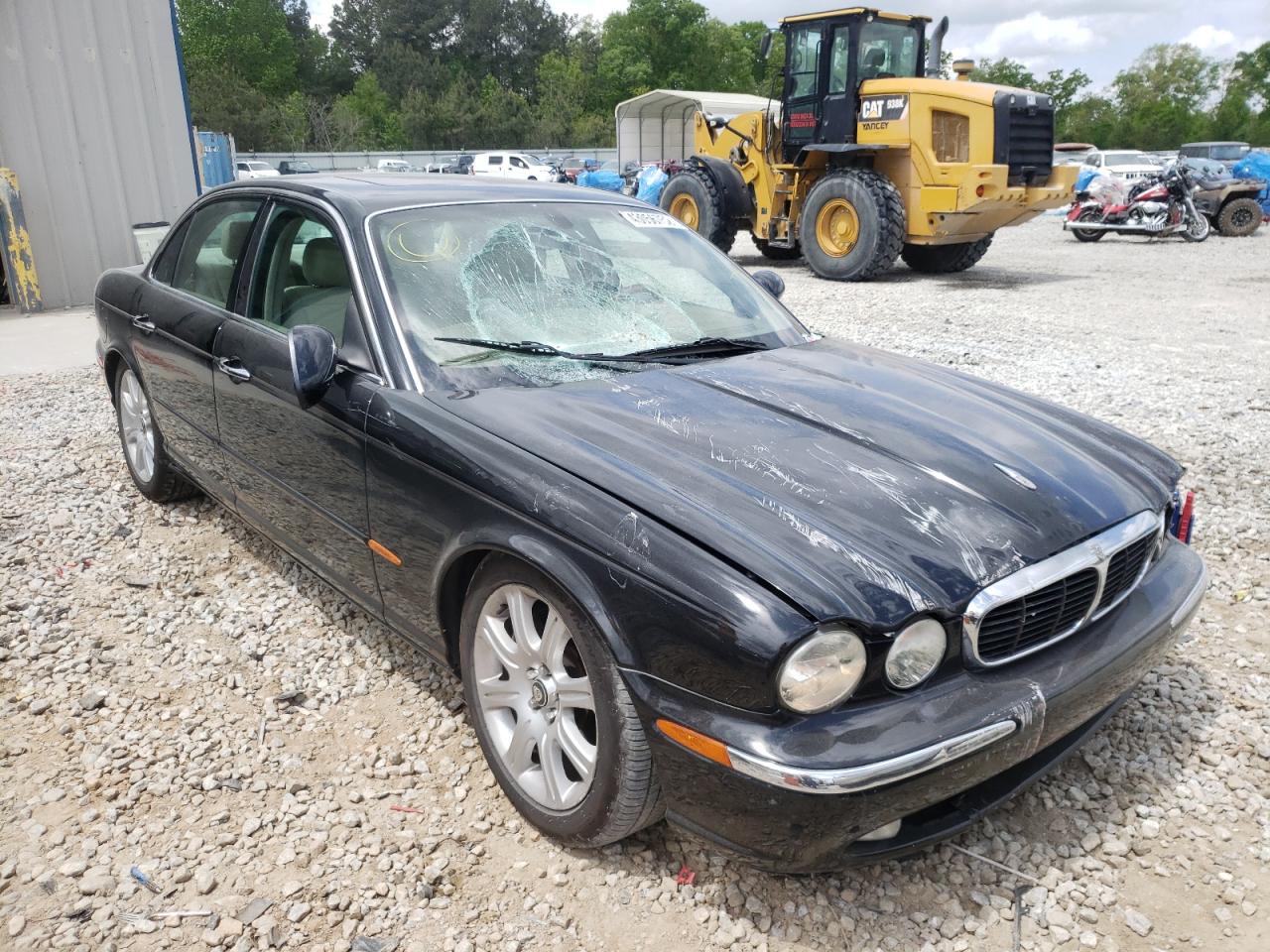 JAGUAR XJ8 2004 with VIN SAJWA71C44SG18266 - Photo from auction