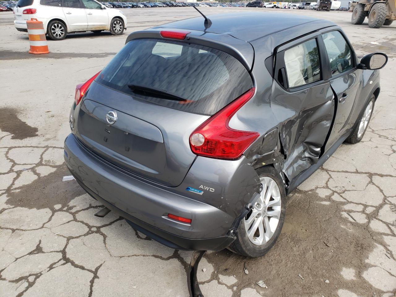 Photo 4 from auction – 2012 NISSAN JUKE S with VIN JN8AF5MV4CT112216