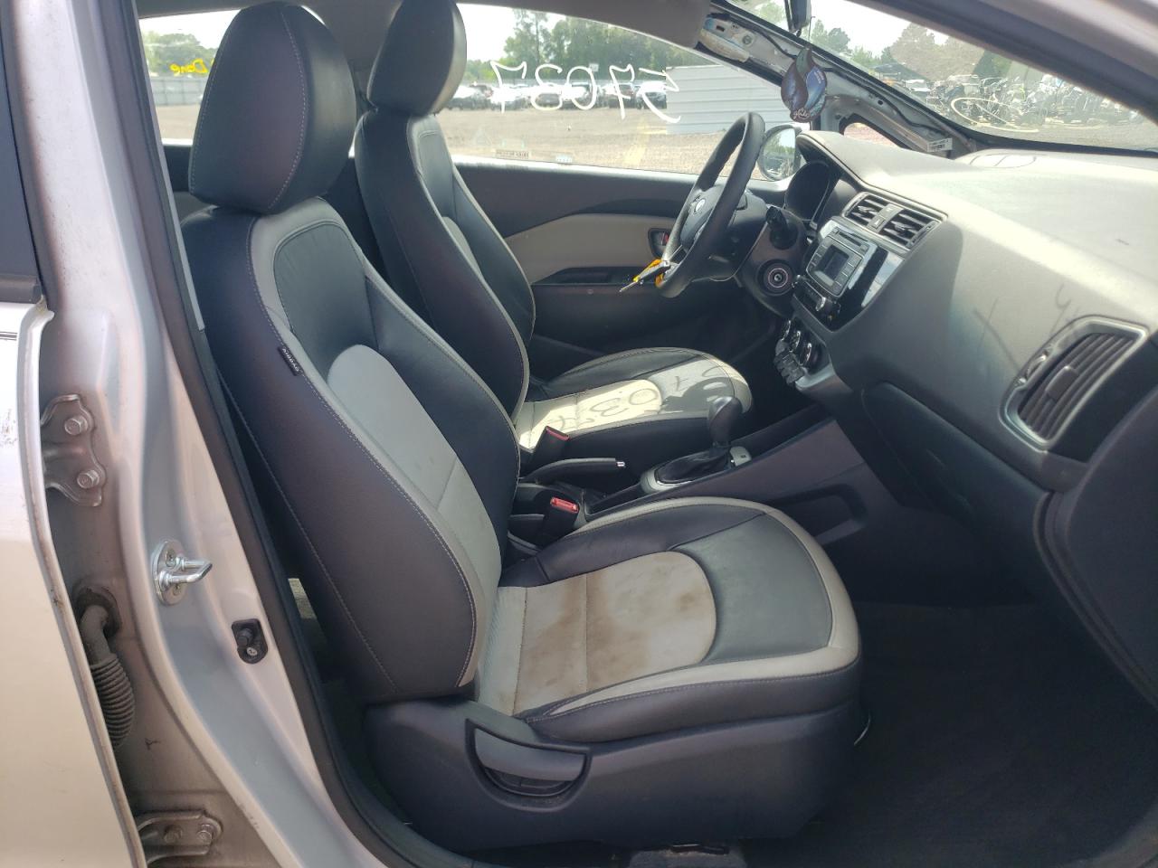 Photo 5 from auction – 2017 KIA RIO LX with VIN KNADM4A32H6061457