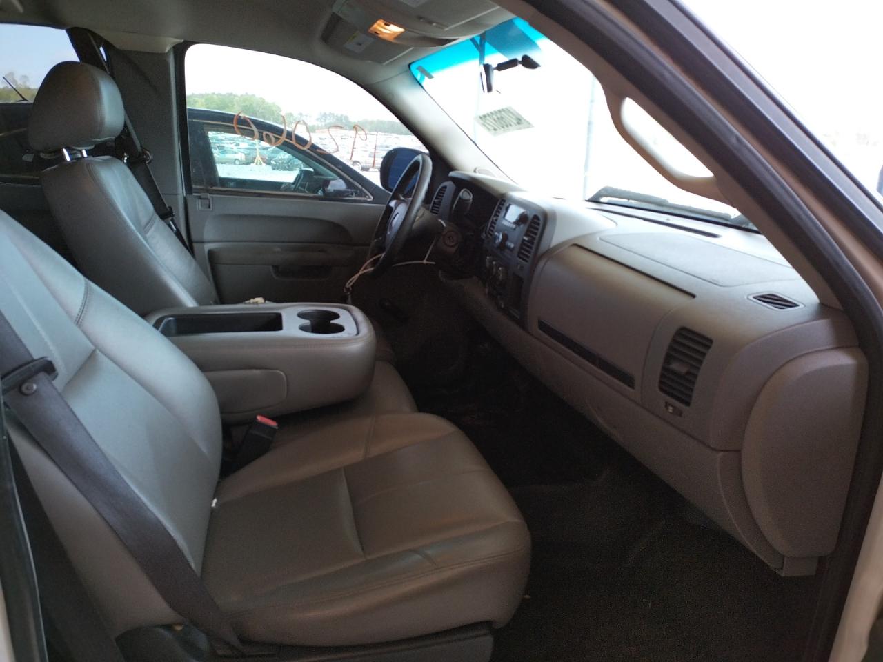 Photo 5 from auction – 2012 GMC SIERRA C15 with VIN 1GTR1TEA0CZ192527