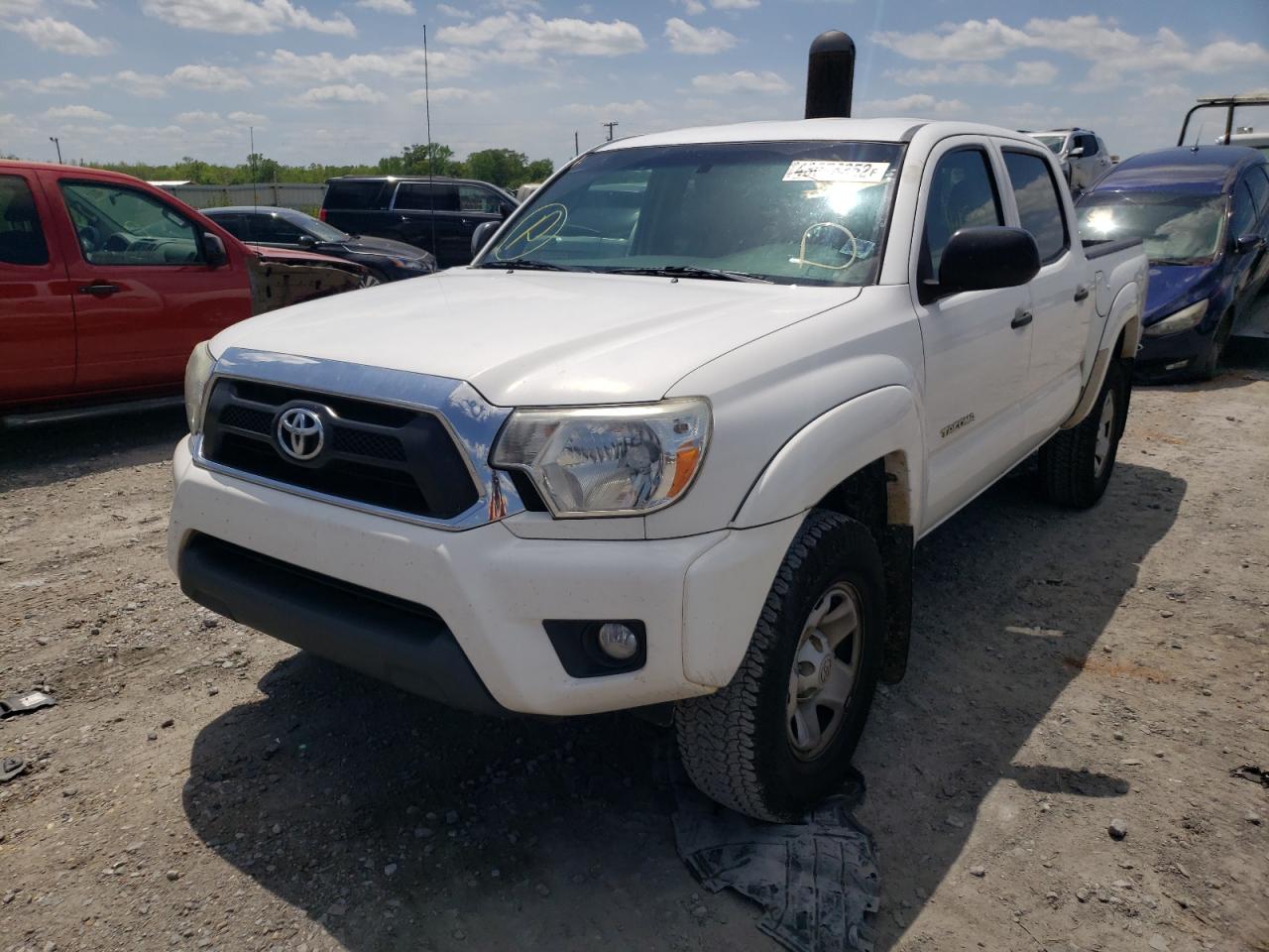 Photo 2 from auction – 2012 TOYOTA TACOMA DOU with VIN 3TMLU4EN3CM099881
